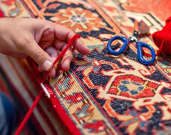 خدمات تخصصی و حرفه ای رفوی فرش در قالیشویی شهرک محلاتی 